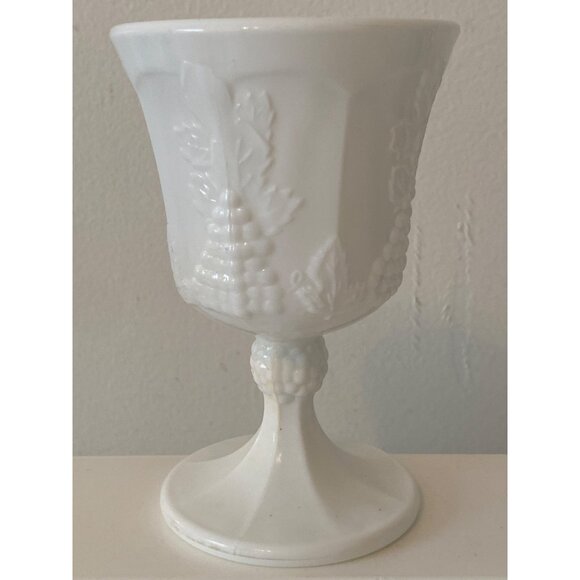 White Milk Glass Water Goblet Stemware Grapes Leaves Replacement Vintage - Picture 7 of 12